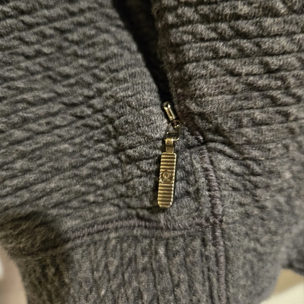 Lululemon size 4 full zip easy going jacket in heathered black - Picture 7 of 11